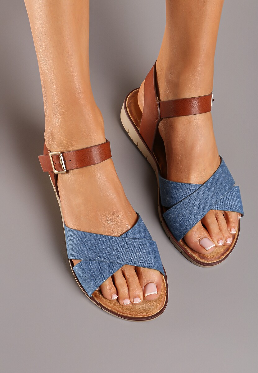 Niebieskie Klasyczne Sandały na Płaskiej Podeszwie ze Sprzączką Kladia