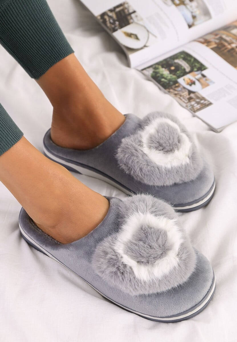 Czarne Kapcie Pyrhede