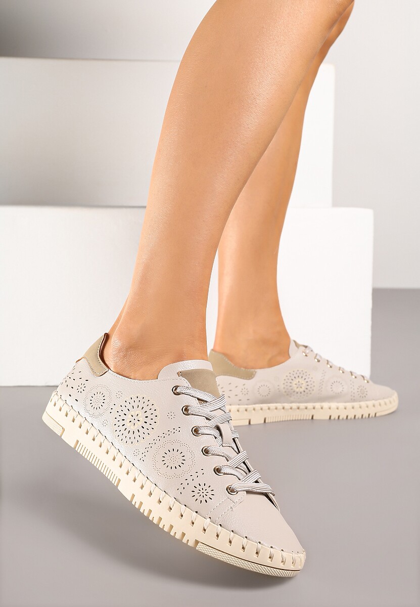 Białe Ażurowe Tenisówki z Ozdobnymi Przeszyciami przy Podeszwie Zarelle
