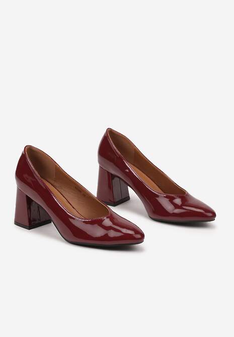 Bordowe Czółenka Lakierowane na Słupku w Klasycznym Stylu Polotina