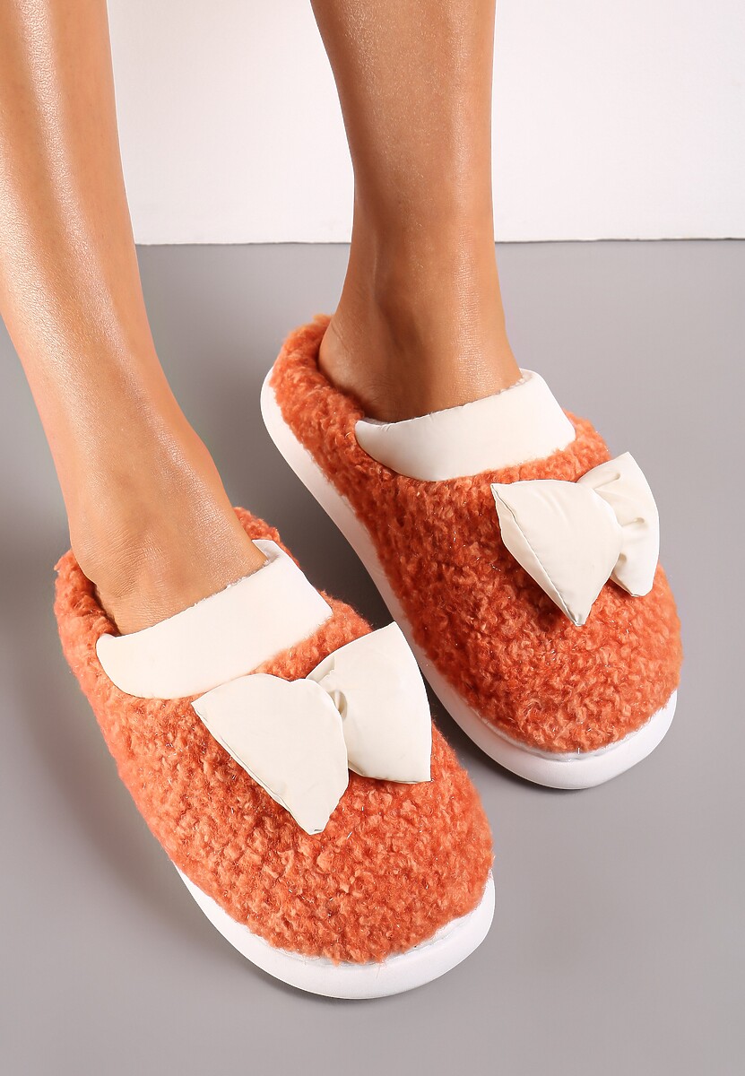 Pomarańczowe Kapcie z Futrzanego Kożuszka z Kokardką Hilusa