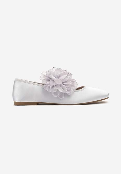 Srebrne Balerinki Ozdobione Kwadratowym Noskiem i Kwiatową Aplikacją 3D Salianes