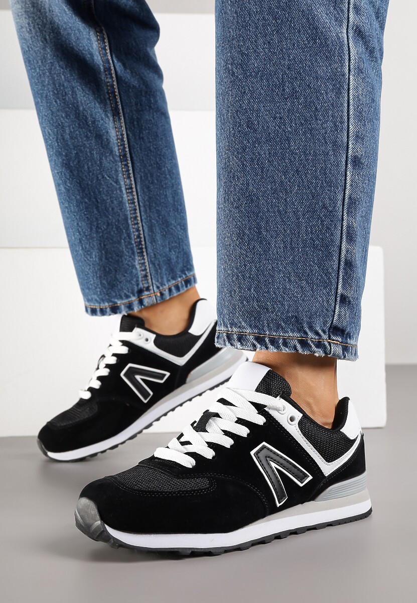 Czarno-Białe Sneakersy Ozdobione Geometrycznym Motywem Rilenessa