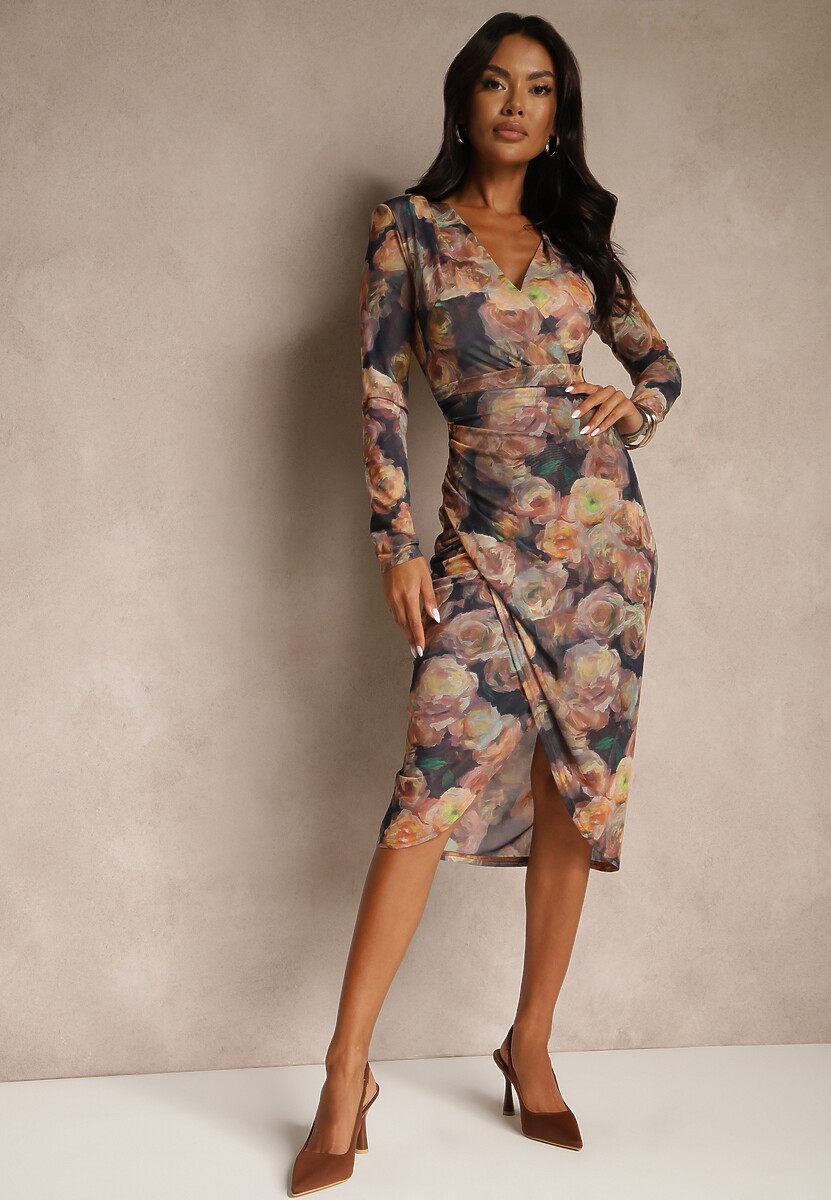 Czarno-Czerwona Kopertowa Sukienka z Siateczki z Wiskozą Zdobiona Marszczeniem Varseli