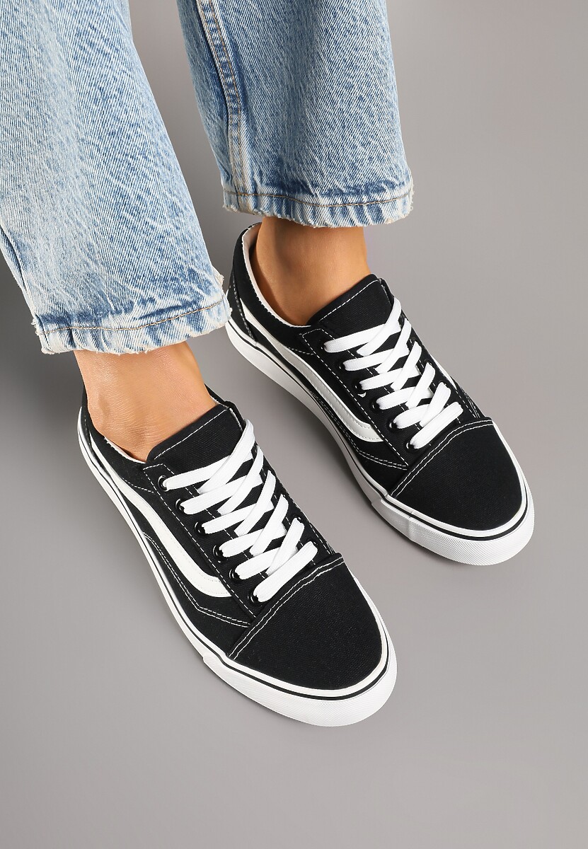 Czarno-Białe Tenisówki Trampki z Niską Cholewką Ozdobione Geometrycznym Wzorem Wioressa