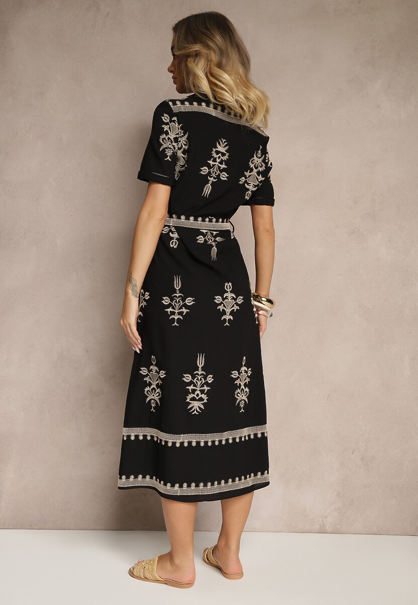 Czarna Koszulowa Sukienka z Wiskozy Ozdobiona Paskiem i Haftem Divirea