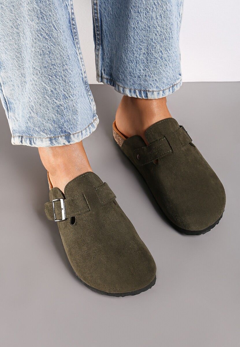 Ciemnozielone Klapki na Płaskiej Podeszwie z Korka z Klamerką i Okrągłym Noskiem Shamsa