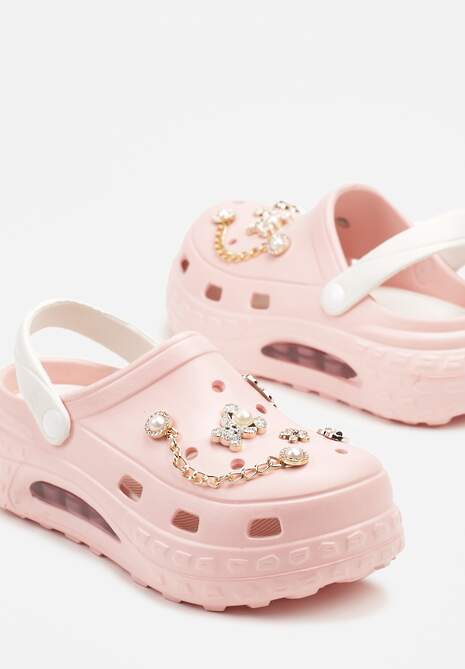 Różowo-Białe Klapki Ozdobione Perełkami i Aplikacjami 3D Viviorielle