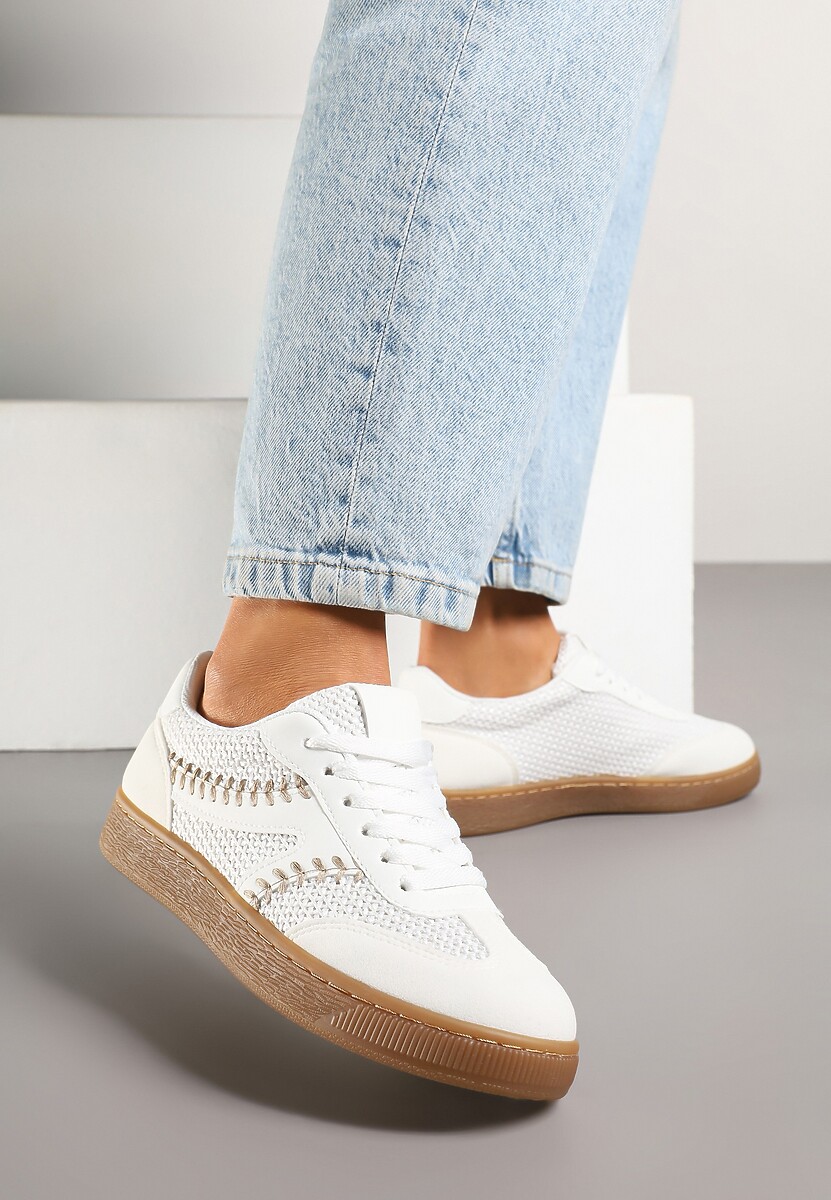 Białe Sneakersy w Stylu Klasycznych Tenisówek Zdobione Przeszyciami i Tweedem Koriznne