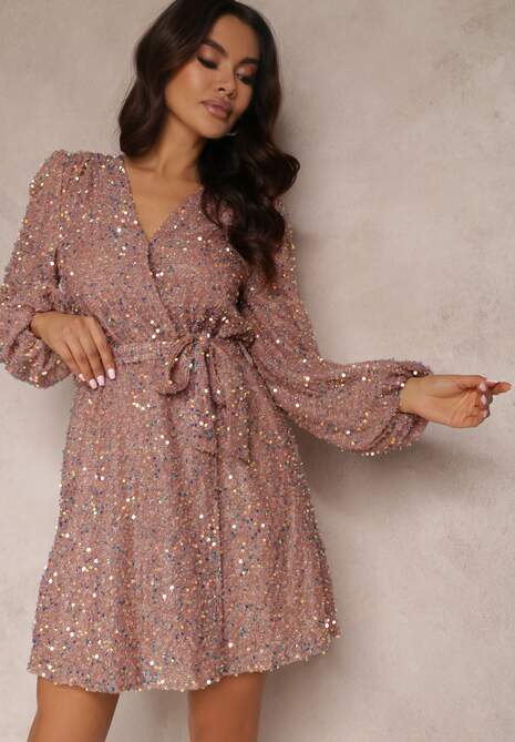 Różowa Sukienka Cekinowa z Kopertowym Dekoltem Voodek