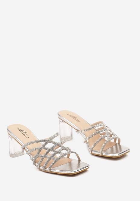 Srebrne Eleganckie Klapki na Transparentnym Słupku Ozdobione Cyrkoniami Gasaria