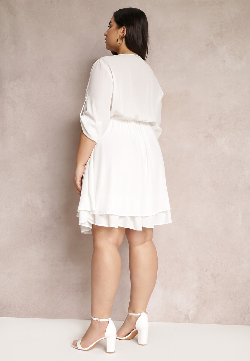 Biała Sukienka Mini z Gumką w Talii i Koronkowymi Wstawkami Kelia