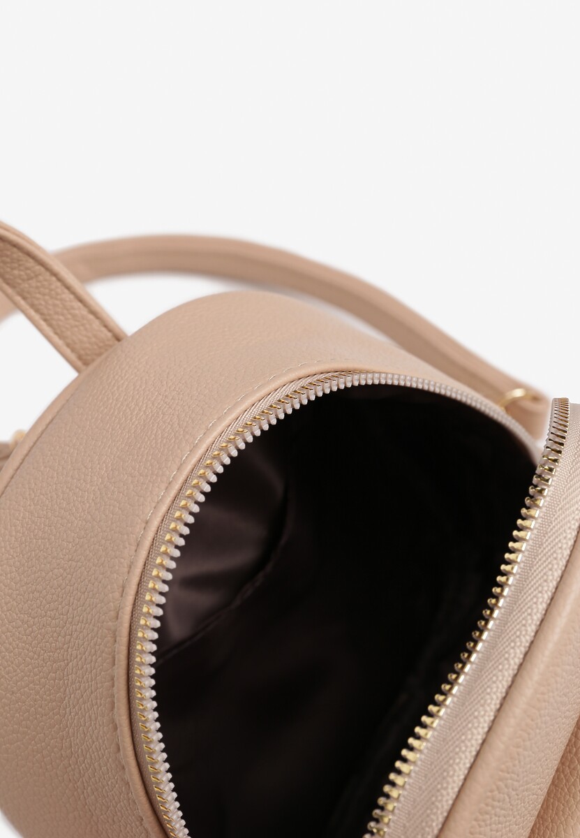Beżowy Plecak z Regulowanymi Odpinanymi Paskami i Ozdobną Kieszonką na Magnes Nelvera