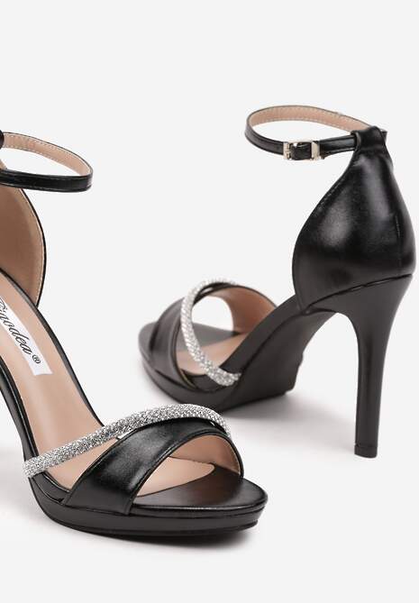Czarne Sandały na Szpilce z Noskiem Typu Peep Toe Zdobione Cyrkoniami Bortia