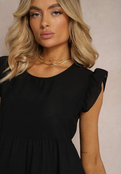 Czarna Sukienka z Krótkim Rękawem i Ozdobnymi Falbankami o Rozkloszowanym Kroju Vetesa