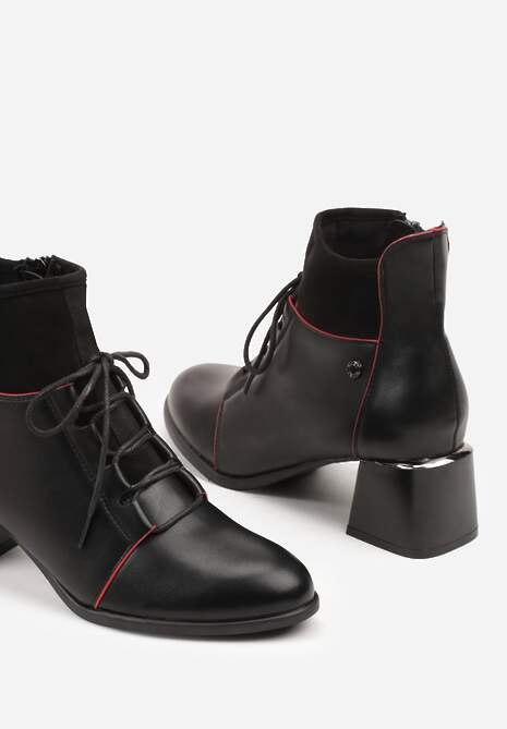Czarne Botki Vices Typu Trzewiki na Słupku z Ozdobnymi Przeszyciami Nisatte