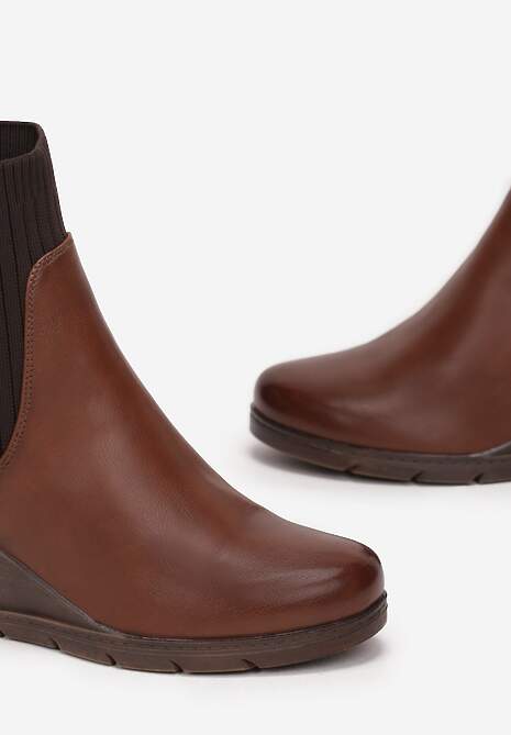 Brązowe Botki z Elastyczną Cholewką na Koturnie Touge