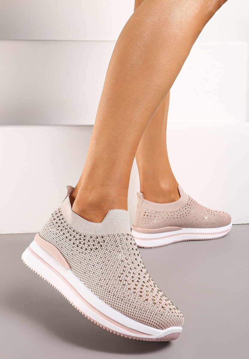 Różowe Wsuwane Buty Sportowe Ozdobione Cyrkoniami na Płaskiej Podeszwie Ustetellia