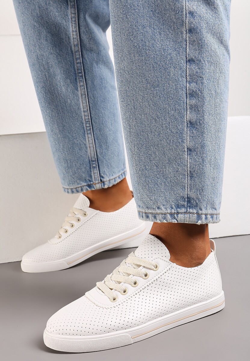 Biało-Beżowe Płaskie Sznurowane Tenisówki przed Kostkę Ozdobione Perforacją Serettia