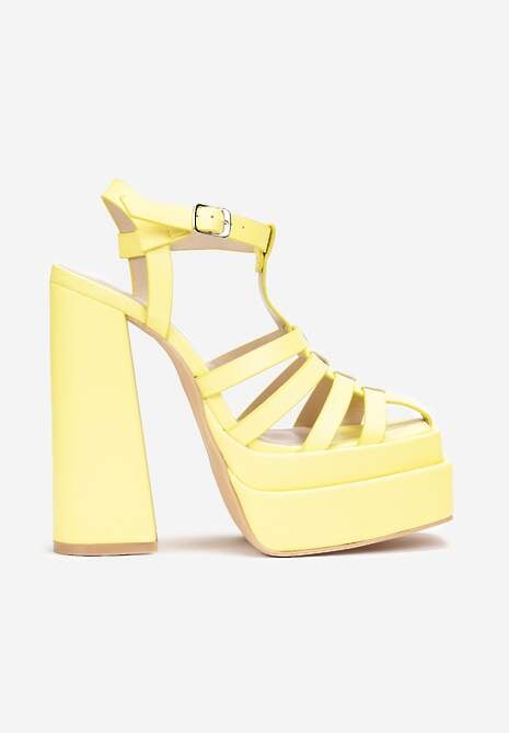 Żółte Sandały na Wysokim Słupku i Platformie z Kwadratowym Noskiem i Sprzączką Lakota