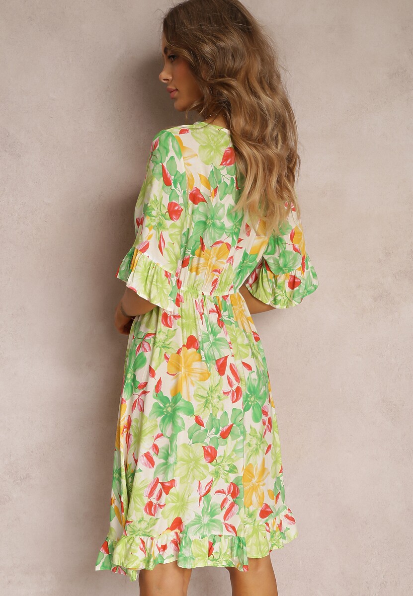 Jasnozielona Rozkloszowana Sukienka Mini z Kopertową Górą i Gumką w Talii z Wiskozy Elidi