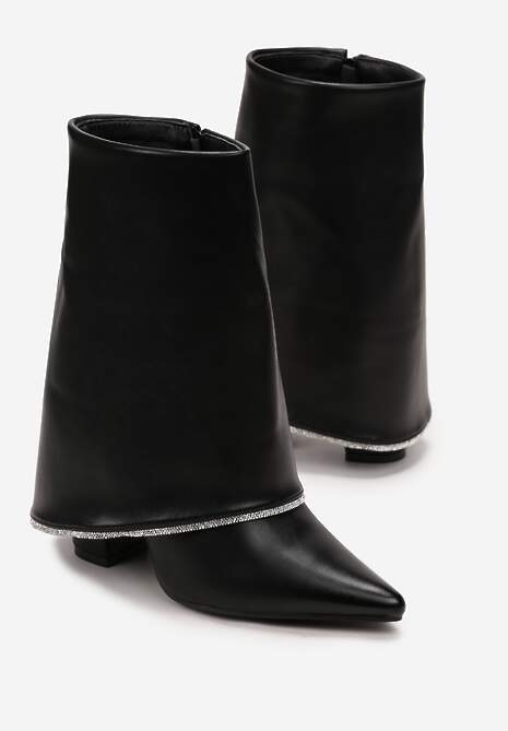 Czarne Botki na Słupku z Wywiniętą Cholewką w Cyrkonie Vabane