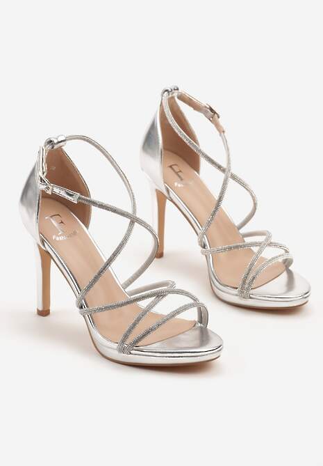 Srebrne Sandały Na Szpilce z Paseczkami Ozdobionymi Cyrkoniami Sorisma