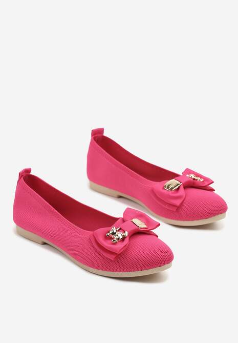 Różowe Balerinki Ozdobione Metalicznymi Aplikacjami i Kokardą Bretella