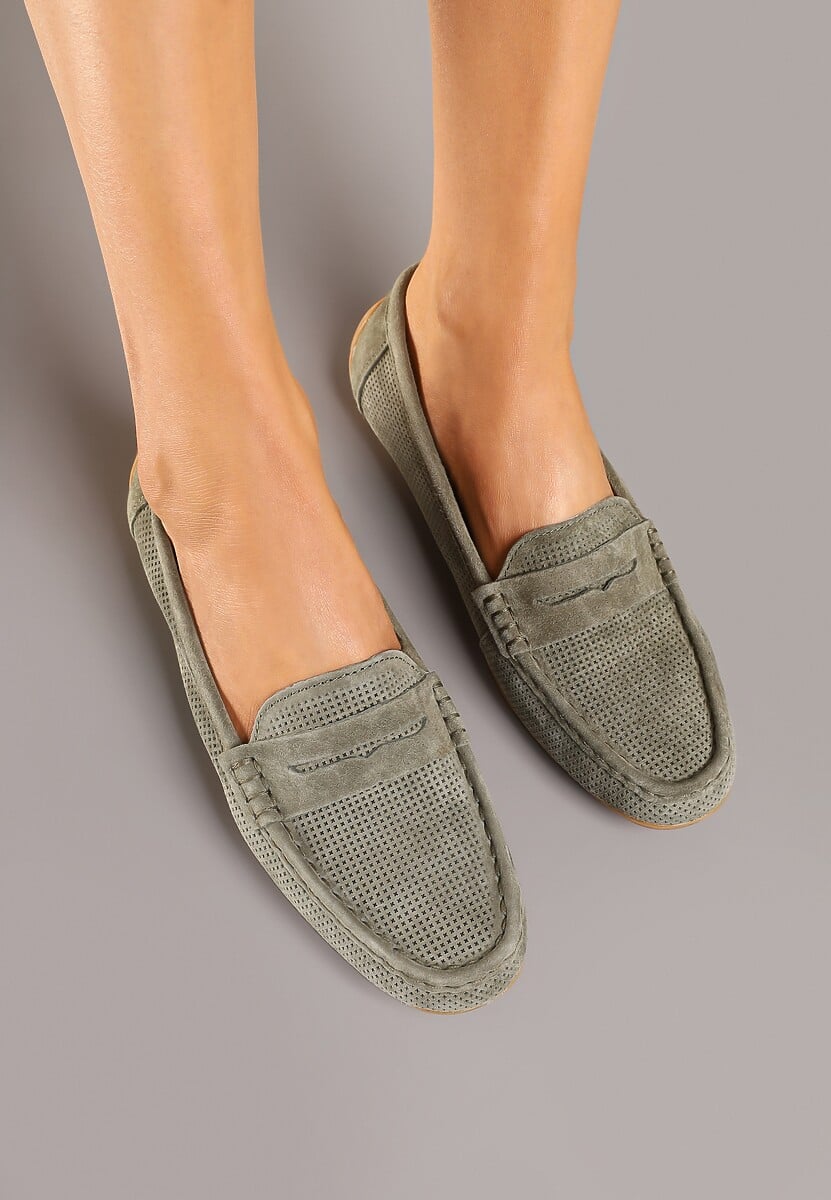 Zielone Mokasyny ze Skóry Naturalnej Zdobione Perforacją Revaya
