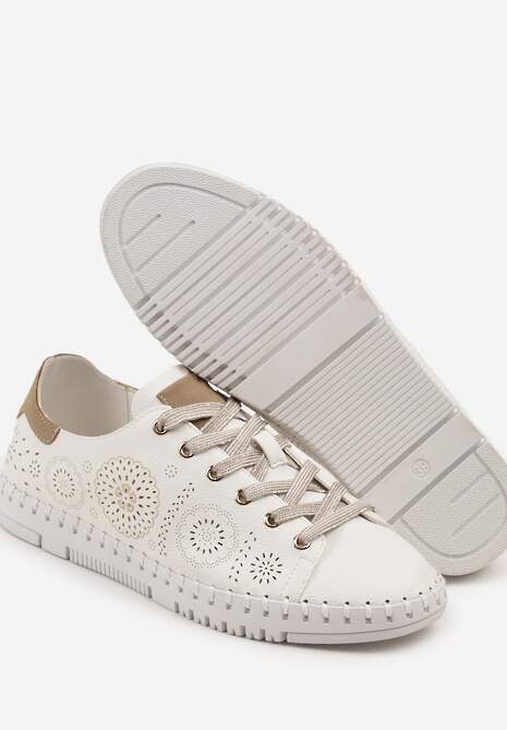 Białe Ażurowe Tenisówki z Ozdobnymi Przeszyciami przy Podeszwie Zarelle