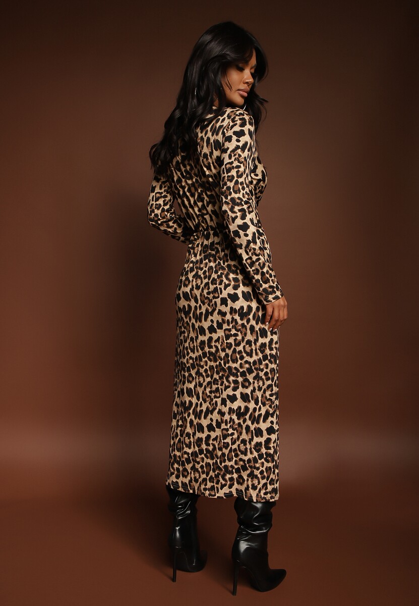 Ciemnobeżowa Sukienka w Panterowy Wzór Ozdobiona Rozcięciem i Marszczeniem w Pasie Saliaris