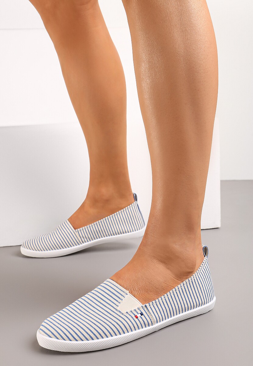 Niebieskie Wsuwane Tenisówki na Płaskiej Podeszwie w Paski Avelinta