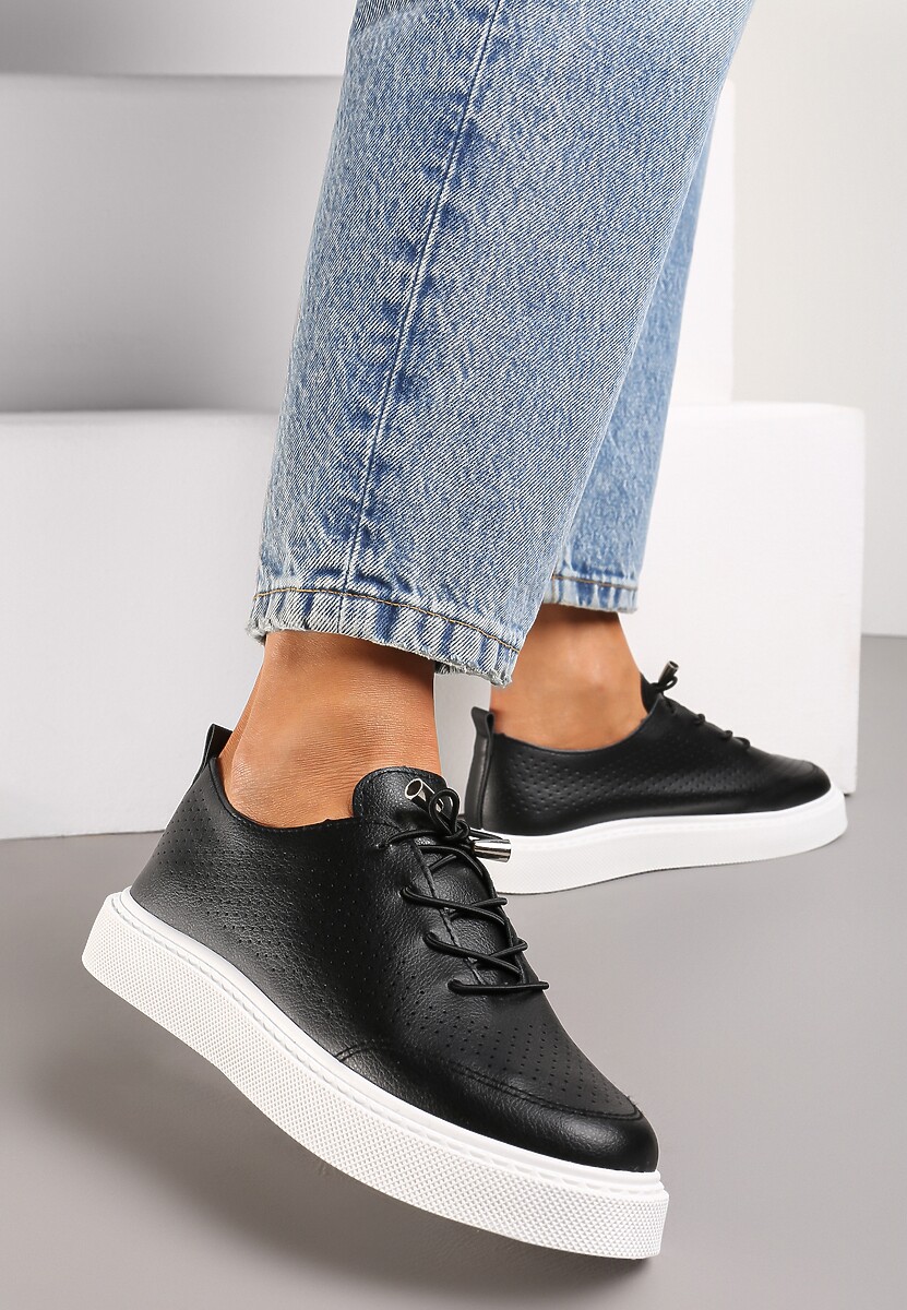 Beżowe Sneakersy z Cienkimi Sznurówkami i Ozdobną Perforacją Venaria