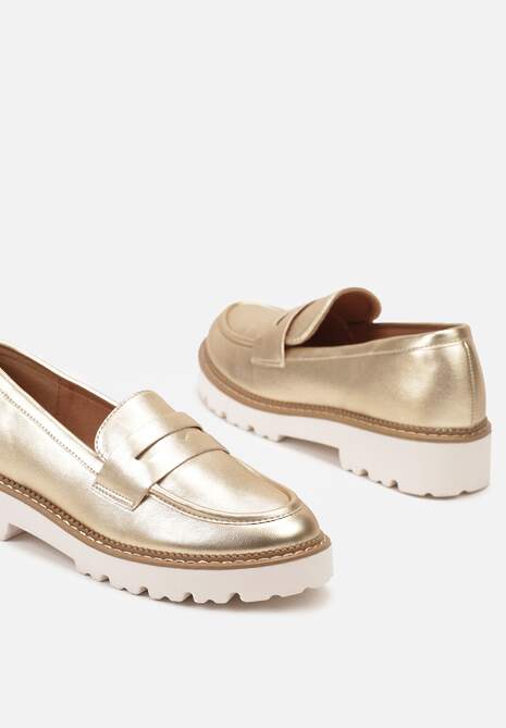 Złote Casualowe Mokasyny na Płaskiej Podeszwie z Ozdobnym Paskiem Apahida