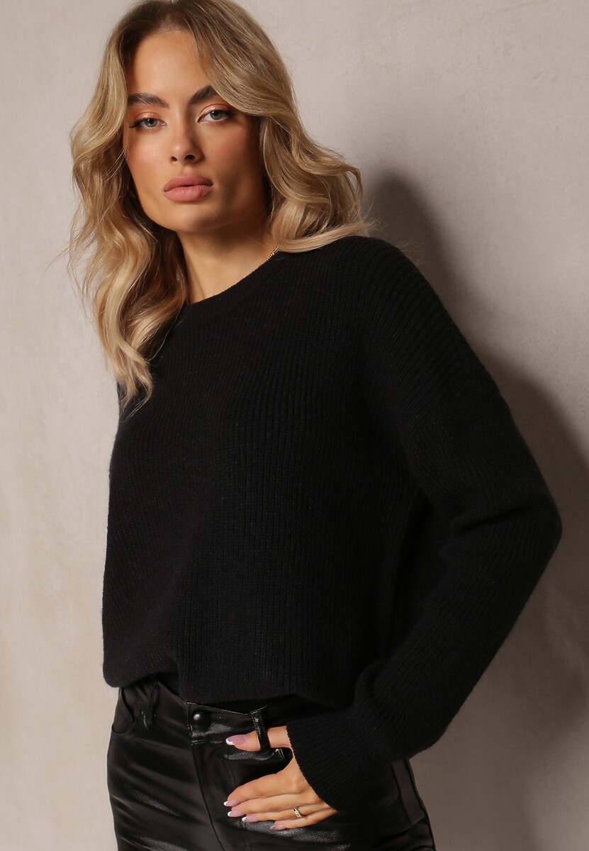 Czarny Dzianinowy Sweter z Okrągłym Dekoltem Aissorne