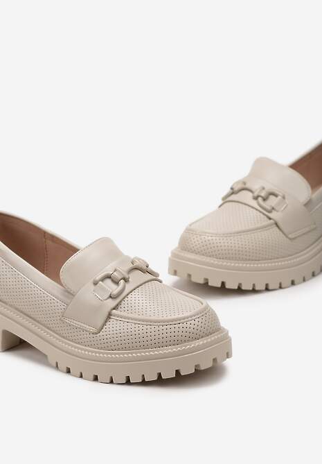 Beżowe Mokasyny na Płaskim Obcasie z Klamerką i Dziurkowaniem Aielsit