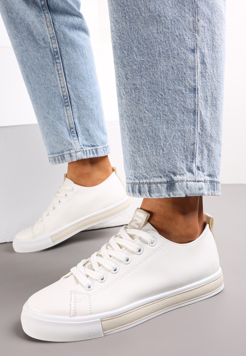 Biało-Beżowe Sznurowane Tenisówki na Ozdobnej Podeszwie z Taśmą z Napisami na Języku Majara