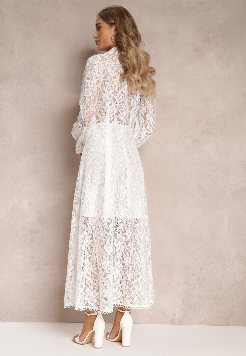 Biała Koszulowa Sukienka Maxi z Ozdobnymi Guzikami i Cyrkoniami z Koronkowej Tkaniny Armina