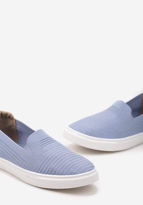 Niebieskie Wsuwane Tenisówki Ozdobione Wstawką z Ekoskóry na Zapiętku Eliriaba