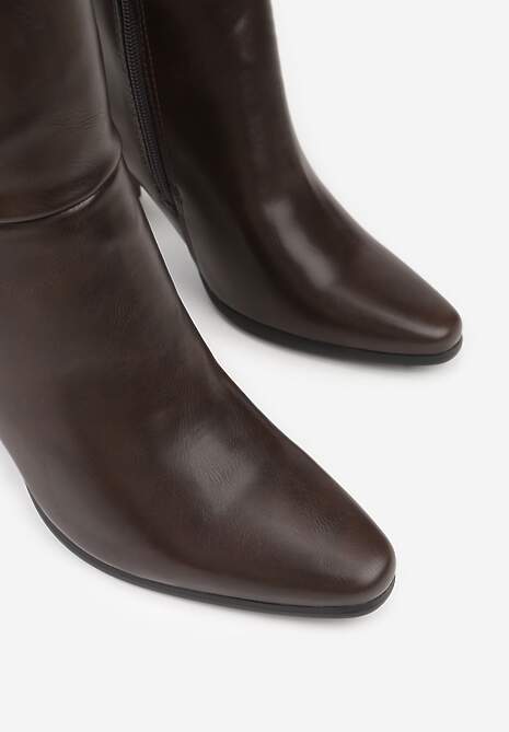 Brązowe Casualowe Kozaki na Słupku Linnariela