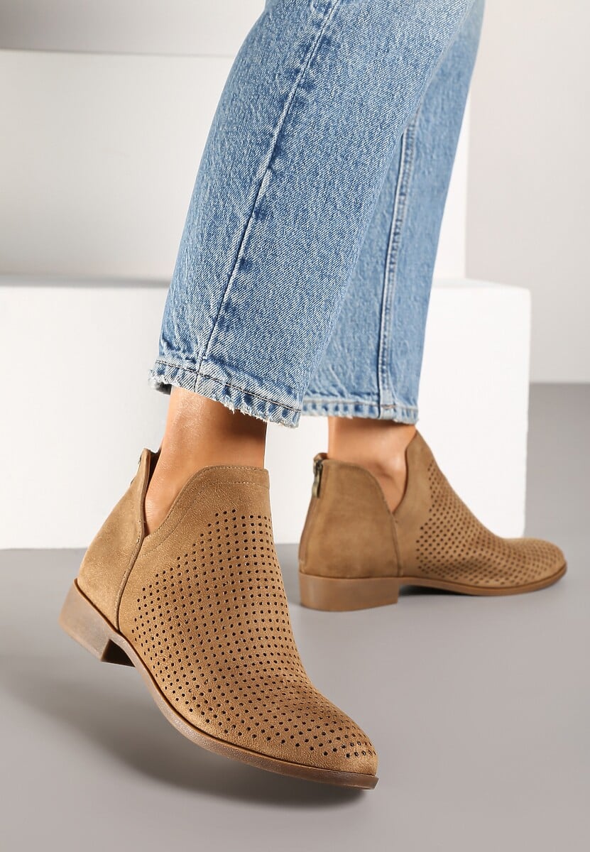 Ciemnobeżowe Botki Vices na Płaskiej Podeszwie Ozdobione Wycięciem Felirwen