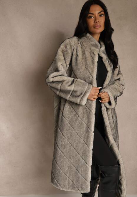 Beżowy Płaszcz Futerko o Długim Kroju z Przeszyciami i Stójką Zeniera