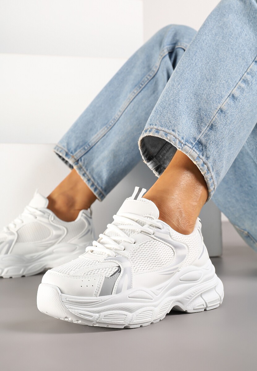 Białe Sneakersy Vices na Platformie Ozdobione Tłoczeniem Natiselle