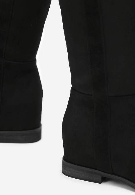 Czarne Kozaki na Ukrytym Koturnie Palvisa