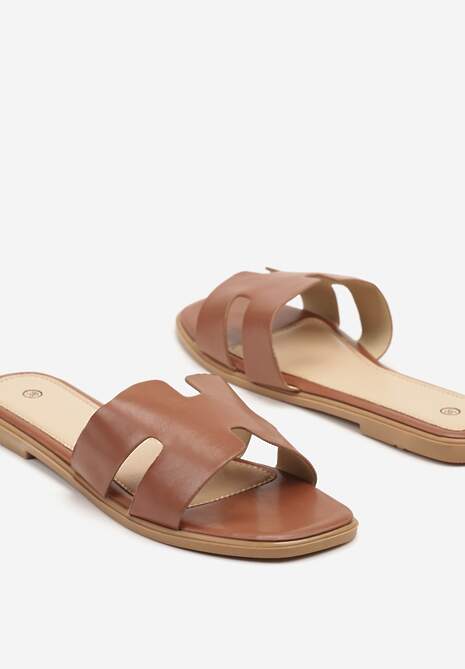 Brązowe Klapki Ozdobione Wycięciami Alinntia