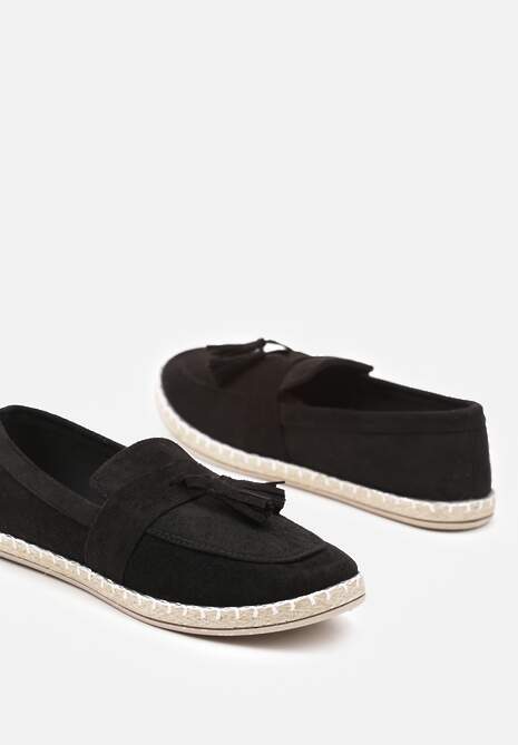 Czarne Espadryle Ozdobione Frędzlami na Nosku Wanelis