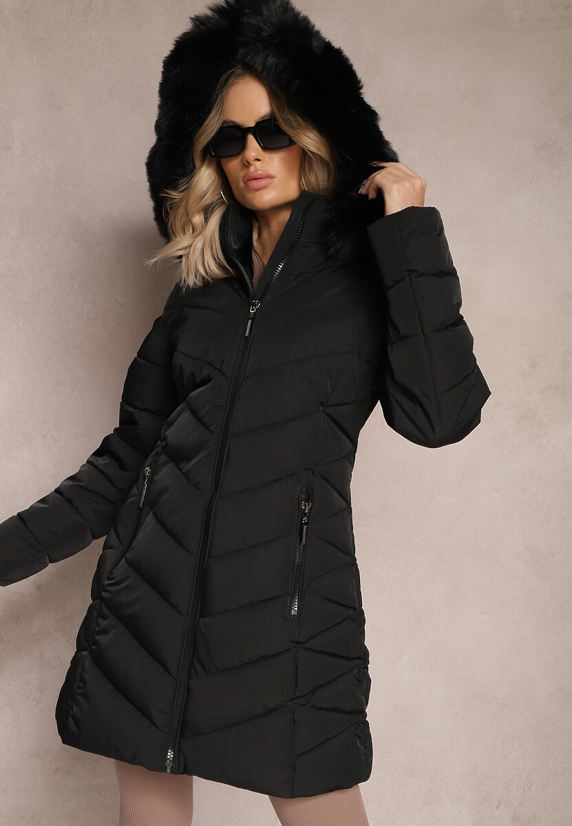 Czarna Pikowana Kurtka przed Kolano z Kapturem i Futerkiem Morteni