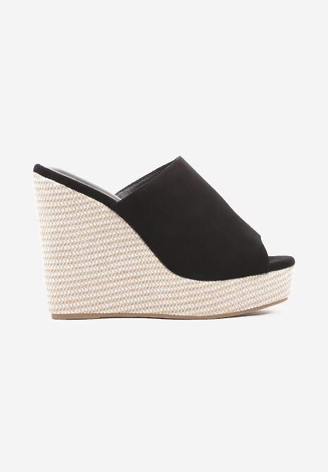 Czarne Klapki z Szerokim Paskiem i Plecionym Koturnem Relivan