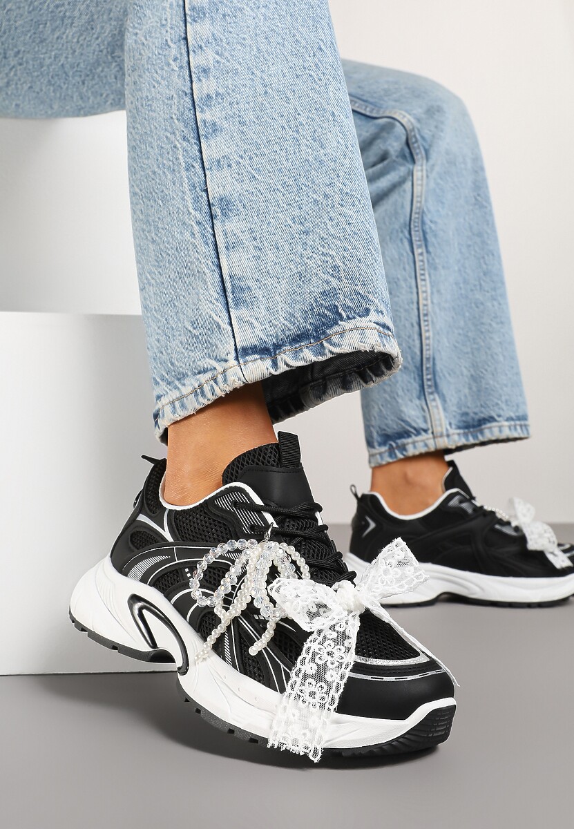 Czarne Sneakersy z Koralikami Kokardą i Geometrycznym Wzorem Sarivela