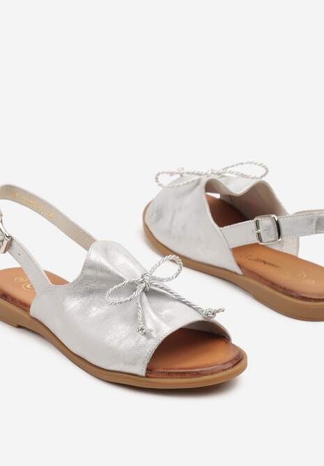 Srebrne Sandały ze Skóry Naturalnej z Kokardą Talzeki
